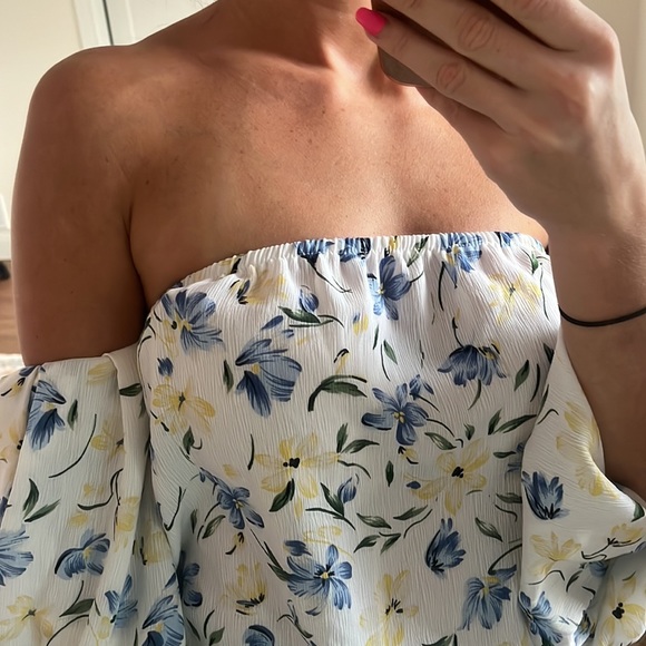 Missguided Off The Shoulder Floral Puffball Sleeve Top - Picture 6 of 12